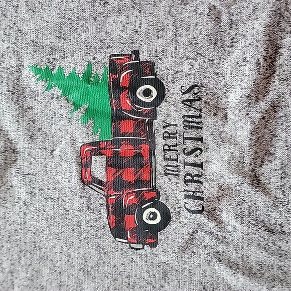 Magical season holiday shirt petite medium NWT - Picture 3 of 3